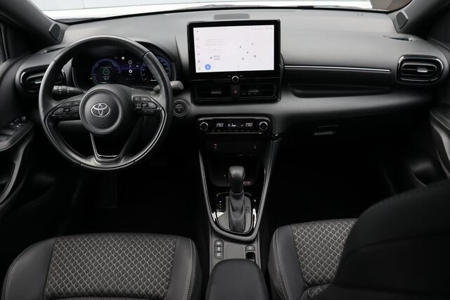 Toyota YARIS 1.5 Hybrid 130 Executive , Stuurverwarming, Blind Spot
