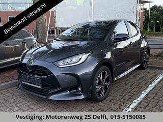 toyota-yaris-1.5-hybrid-dynamic-lux