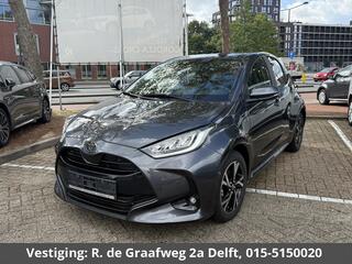 toyota-yaris-1.5-hybrid-dynamic-lux