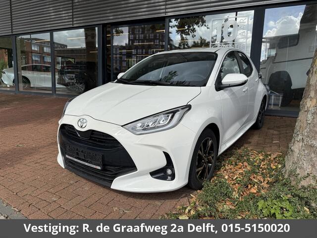 Toyota YARIS 1.5 Hybrid Dynamic Luxury | Stuur- & Stoelverwarming | Camera | Apple Carplay & Android auto |