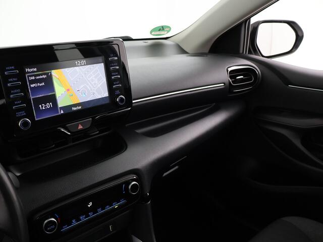 Toyota YARIS 1.5 Hybrid TeamNL | Navigatie | Lichtmetalen velgen |