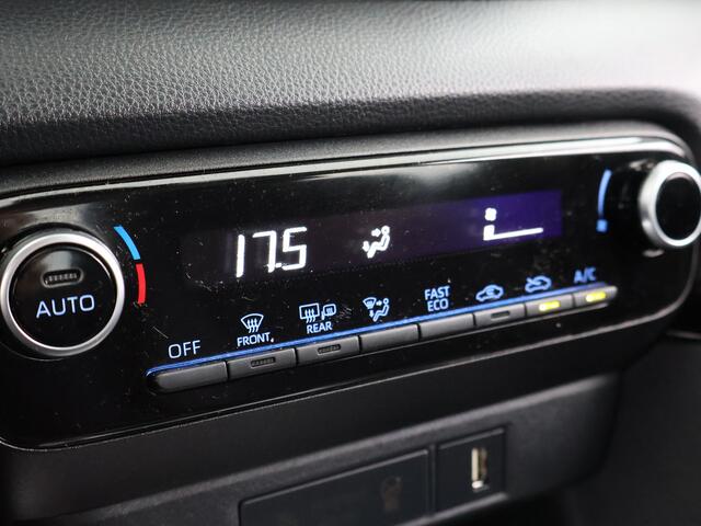 Toyota YARIS 1.5 Hybrid TeamNL | Navigatie | Lichtmetalen velgen |