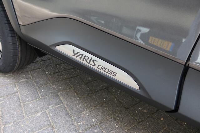Toyota YARIS Cross 1.5 Hybrid 130 Teamplayer NIEUW! | Winter pack | Safety pack | Navi | Adapt. Cruise | Camera | Keyless