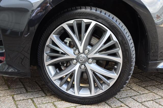 Toyota YARIS 1.5 Hybrid 130 Executive ,Stuurverwarming, Blind spot