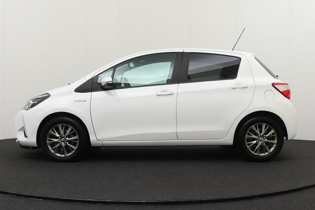 Toyota YARIS 1.5 Aut. Hybrid Dynamic Camera Climate Navi