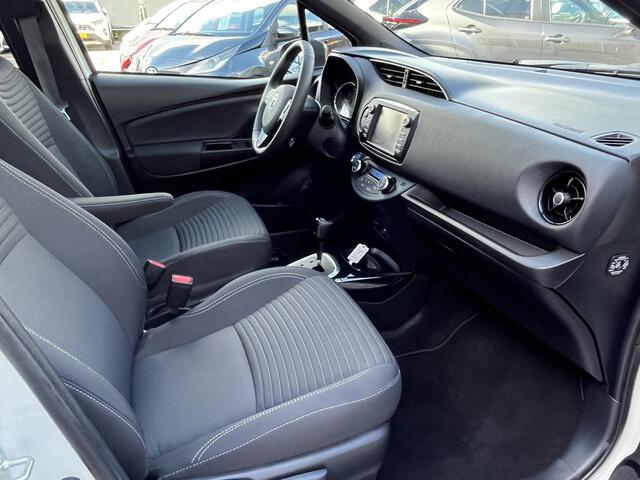Toyota YARIS 1.5 Hybrid Bi-Tone Plus