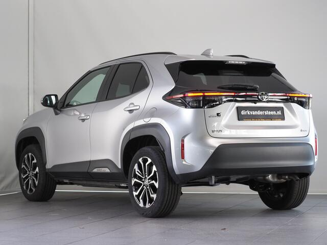 Toyota YARIS Cross 1.5 Hybrid 130 Executive/ Teamplayer | Dodehoekdetectie | Stuurwiel- En Stoelverwarming | Botsherkenning | Grootlichtassistent