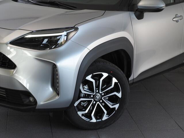 Toyota YARIS Cross 1.5 Hybrid 130 Executive/ Teamplayer | Dodehoekdetectie | Stuurwiel- En Stoelverwarming | Botsherkenning | Grootlichtassistent