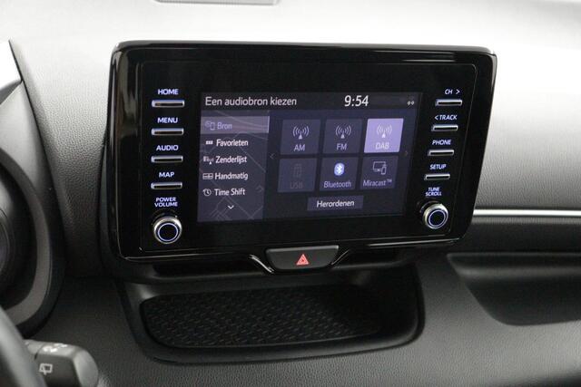 Toyota YARIS 1.5 Hybrid Dynamic | Trekhaak | Navigatie systeem | Apple Carplay/Android Auto |