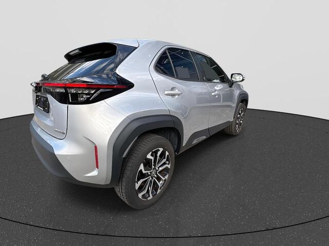 Toyota YARIS Cross 1.5 Hybrid Dynamic | Comfort pack | Blindspot | Sensoren