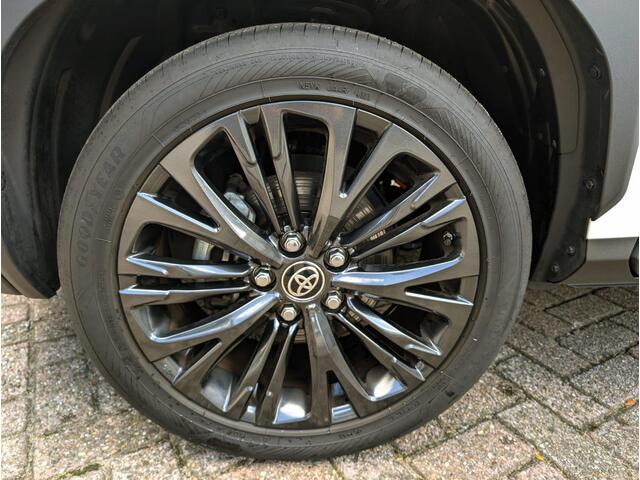 Toyota YARIS Cross Adventure AWD 1.5 Hybrid All-in prijs!
