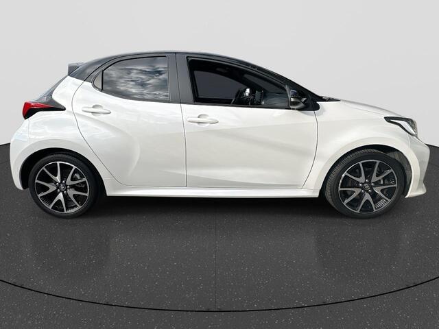 Toyota YARIS 1.5 Hybrid Executive Bi tone | Blindspot | Sensoren