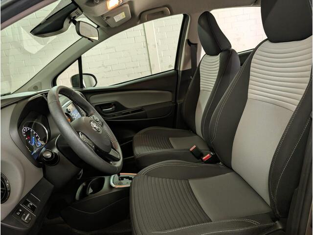 Toyota YARIS 1.5 Hybrid Active All-in prijs!
