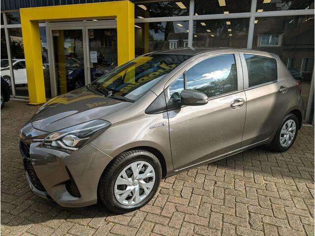 Toyota YARIS 1.5 Hybrid Active All-in prijs!