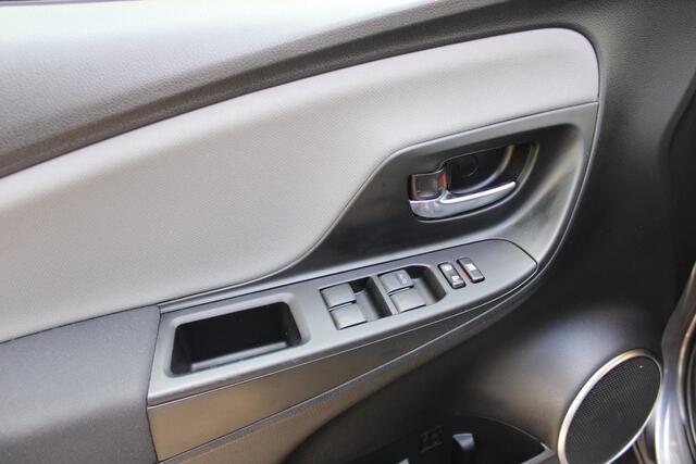 Toyota YARIS 1.5 Hybrid Aspiration Navi, Cruise, Camera