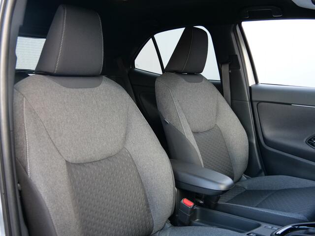 Toyota YARIS Cross 1.5 Hybrid 130 Dynamic Automaat Winterpakket / Camera / Apple Carplay