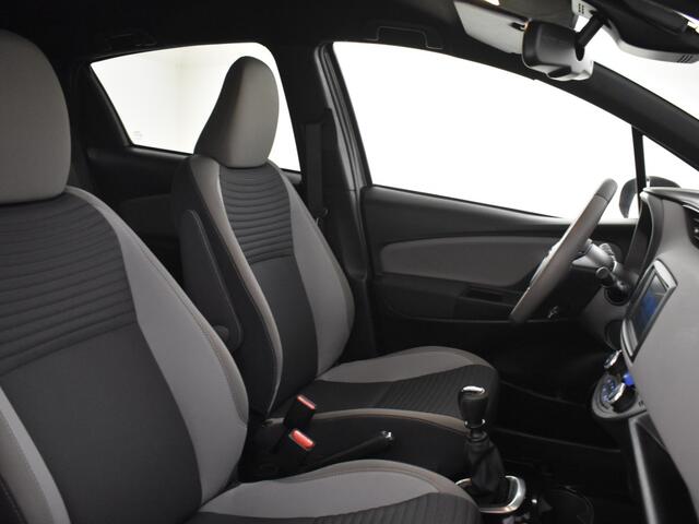 Toyota YARIS 1.5 VVT-i Bi Tone | Stoelverwarming | Carplay