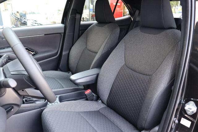Toyota YARIS Cross 1.5 Hybrid 115 Dynamic Comfort Pack, Nieuw en snel leverbaar met ¤2.000,- inruilpremie!
