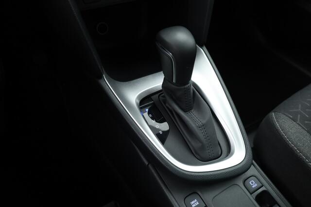 Toyota YARIS Cross 1.5 Hybrid Dynamic | Navi | Camera | Keyless | Adapt. Cruise | Apple CarPlay |
