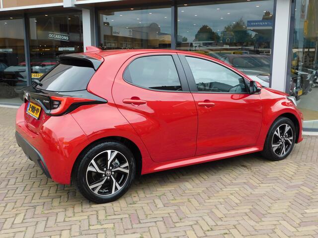 Toyota YARIS 1.5 Hybrid 115 First Edition