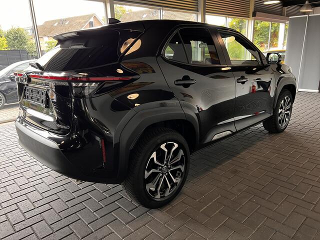 Toyota YARIS Cross 1.5 Hybrid Executive navigatie / all-season banden / stuurverwarming /