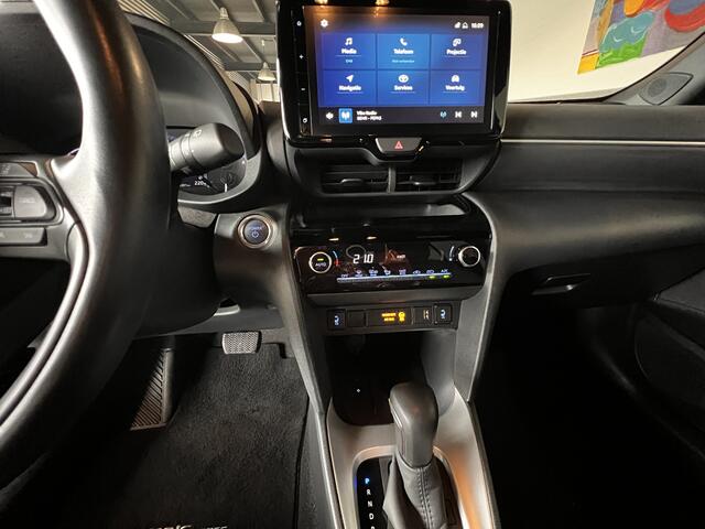 Toyota YARIS Cross 1.5 Hybrid Executive navigatie / all-season banden / stuurverwarming /