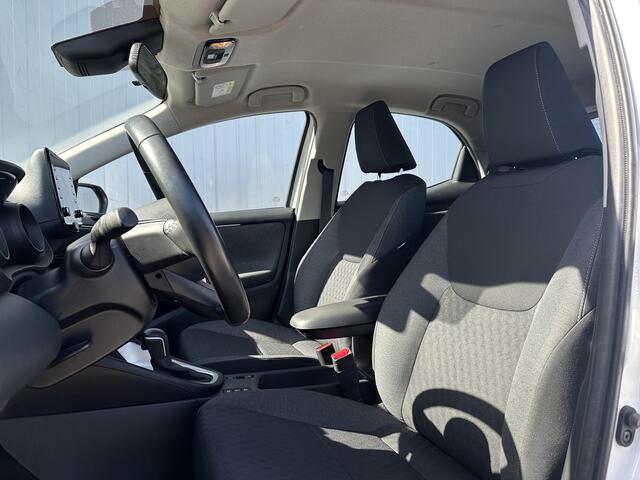 Toyota YARIS 1.5 Hybrid First Edition / Automaat / Navigatie / Adaptieve cruise control / Apple Carplay + Android Auto / Climate Control / Keyless entry /
