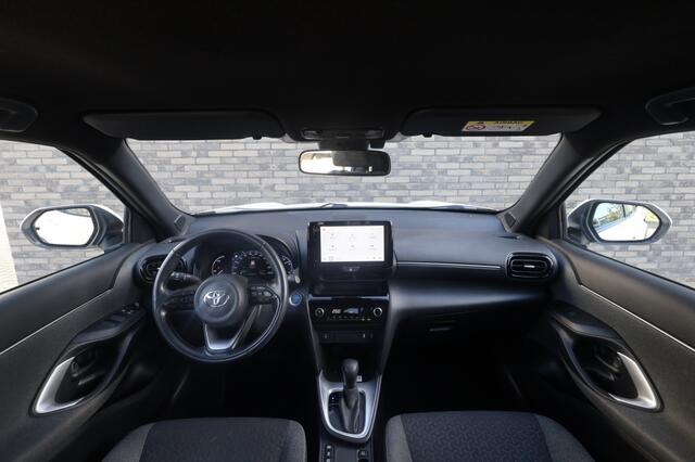 Toyota YARIS 1.5 Hybrid Dynamic | Camera | Stoel/Stuurverwarming | Trekhaak |