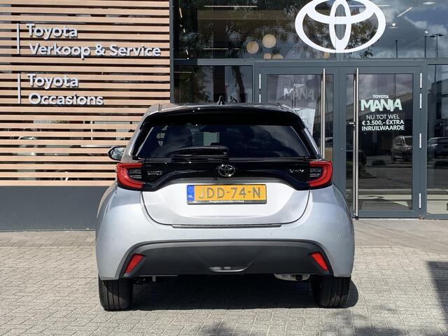Toyota YARIS 1.5 Hybrid 115 Dynamic | Comfort pack | Blindspot | Comfort pack