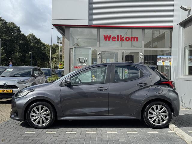 Toyota YARIS 1.5 VVT-i Dynamic Head-up display, Apple/Android, Camera, Voorstoelen verwarmd , All-in Rijklaarprijs