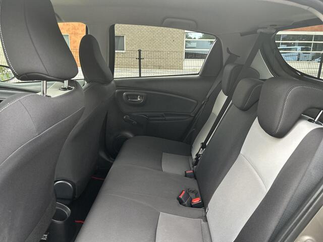 Toyota YARIS 1.5 Hybrid Design Sport