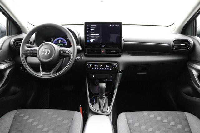 Toyota YARIS 1.5 Hybrid 115 Dynamic