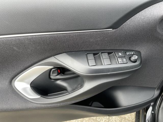 Toyota YARIS Cross 1.5 Hybrid 115 Active Comfort Pack