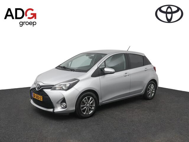 Toyota YARIS 1.3 VVT-i Dynamic | Cruise control | Trekhaak | Lichtmetalen velgen |