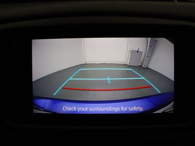 Toyota YARIS 73pk VVT-i Connect Airco | Camera | Carplay | 15" Velgen