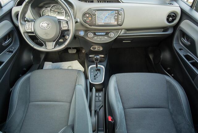 Toyota YARIS 1.5 Hybrid NAVI PDC Keyless