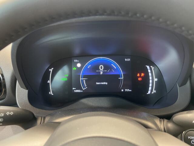 Toyota YARIS Cross 1.5 Hybrid 115 Dynamic | Apple Carplay | Achteruitrijcamera | Toyota Safety Sense |