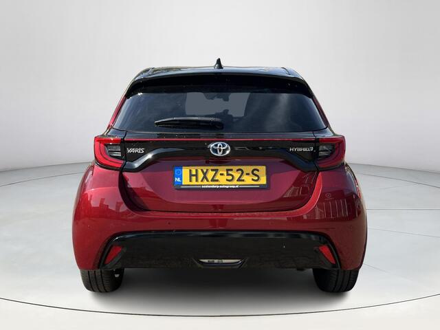 Toyota YARIS 1.5 Hybrid Executive | Bi-tone | Carplay | Dode hoek waarschuwing | Parkeersensoren |