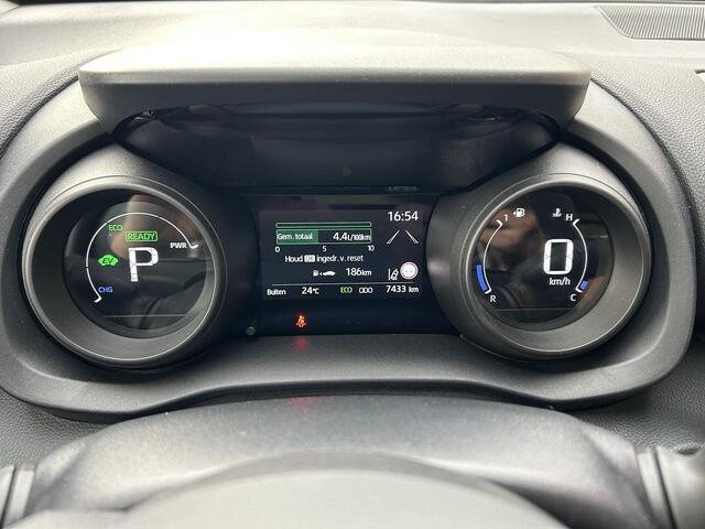 Toyota YARIS 1.5 Hybrid Dynamic Apple Carplay / Android Auto