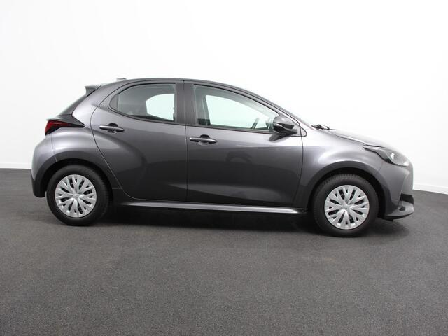 Toyota YARIS 1.5 Hybrid Comfort Aut Carplay Automatische Airco Toyota Safety Sense Adaptieve lampen Verkeerborden herkenning bots waarschuwing