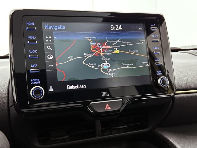 Toyota YARIS Cross 1.5 Hybrid AWD Launch Edition | Navigatie | Panoramadak | 360 Camera | Elektrische Achterklep | JBL | Parkeersensoren voor+achter |