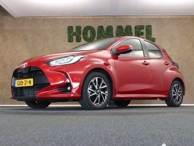 Toyota YARIS 1.5 Hybrid Dynamic Team D - NAVIGATIE- CAMERA - CLIMATE CONTROL - 16 INCH LICHT METALEN VELGEN - ARMSTEUN VOOR - ADAPTIEVE CRUISE CONTROL - BLUETOOTH - MISTLAMPEN VOOR - LICHT EN REGENSENSOR