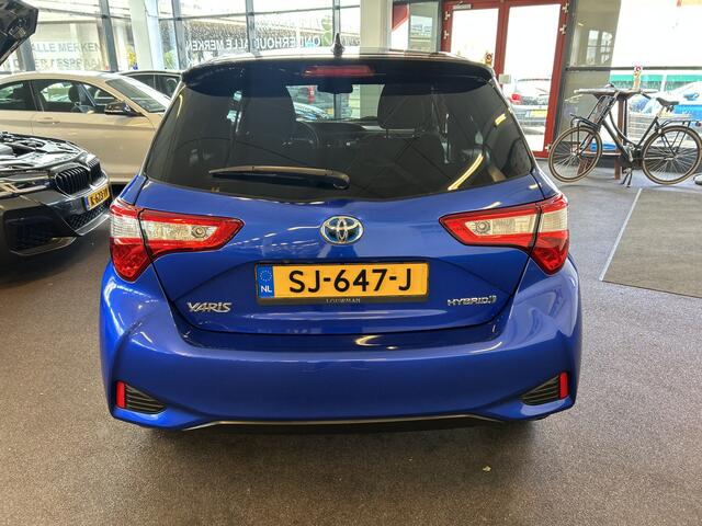 Toyota YARIS 1.5 Hybrid Bi-Tone Plus Automaat | Panoramadak | NL AUTO | Achteruitrijcamera | Navigatie | Cruise control | Climate control | Apple carplay | Elek. inklapbare spiegels