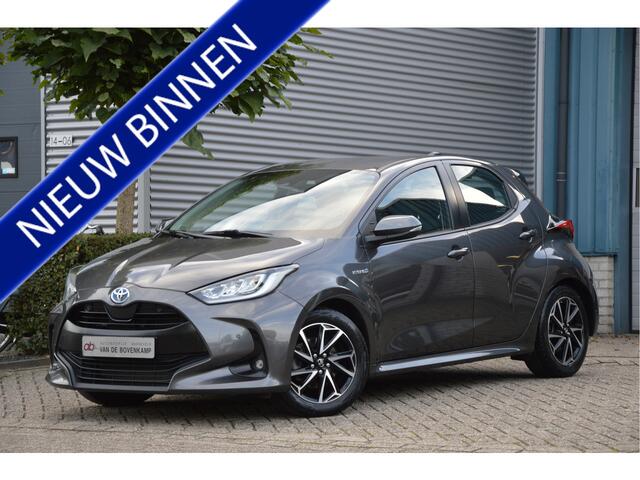 Toyota YARIS 1.5 Hybrid Dynamic LED | CLIMA | CAMERA | HEAD UP