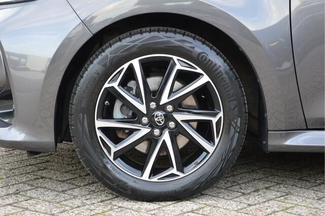 Toyota YARIS 1.5 Hybrid Dynamic LED | CLIMA | CAMERA | HEAD UP