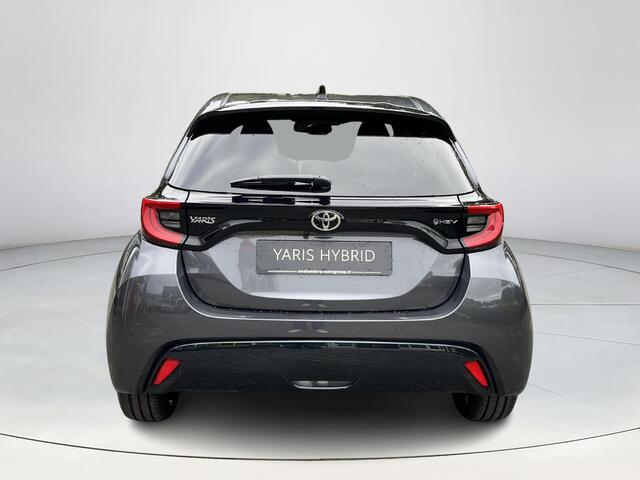 Toyota YARIS 1.5 Hybrid 130 Executive | Ash Grey Metallic | Direct uit voorraad leverbaar