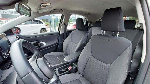 Toyota YARIS 1.5 Hybrid Active Automaat