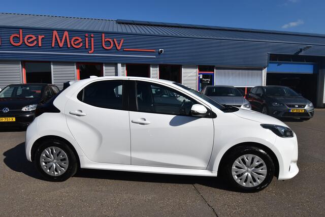Toyota YARIS 1.5 Hybrid Active , CLIMATR , A UITRIJ CAM , NAVI VIA APP ,CR CONTROL , EL VOOR ,