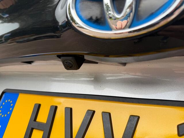 Toyota YARIS 1.5 HYBRID TEAM HYBRID WINTER PACK/CAMERA/ACC/NAVIGATIE