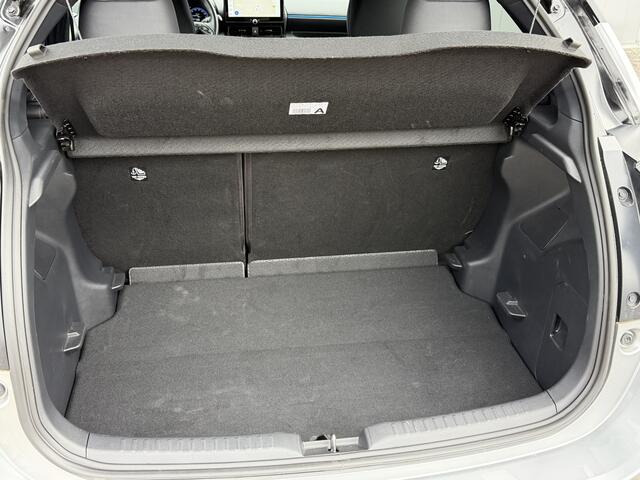 Toyota YARIS 1.5 Hybrid 130 Launch Edition Demo HUD Stoel/Stuur Verwarming Carplay